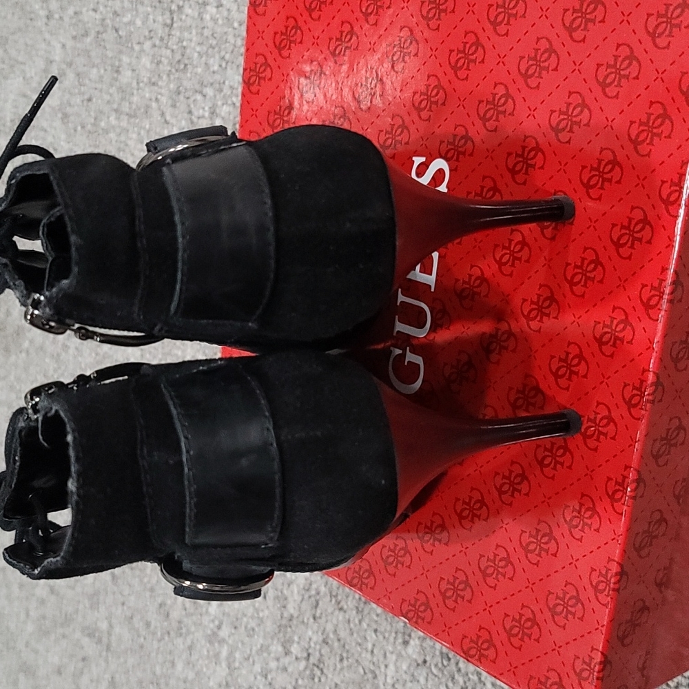 Guess Booties - Picture 5 of 6